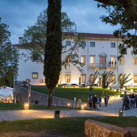 Vila Vipolze - Rooms & J. Suites Exterior foto