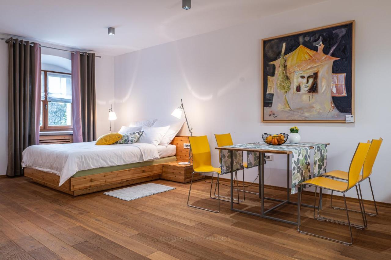 Vila Vipolze - Rooms & J. Suites Exterior foto